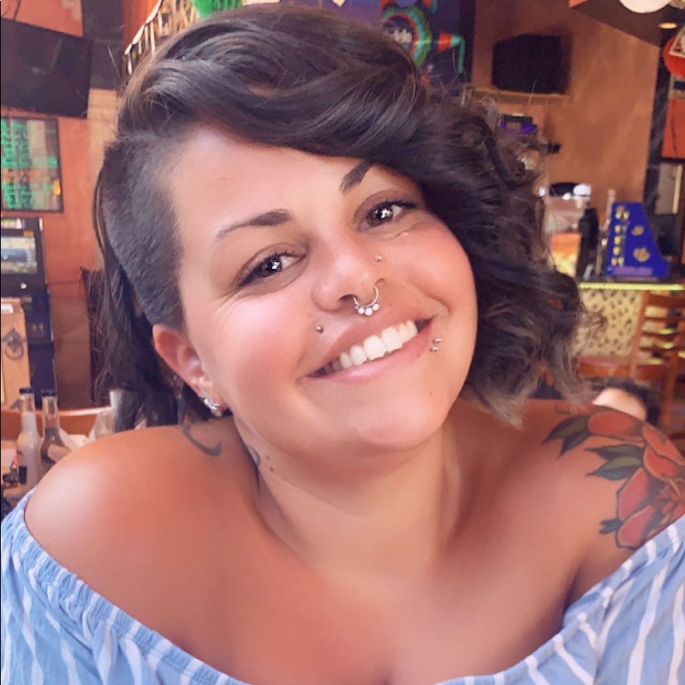 Meet your Posher, Sara